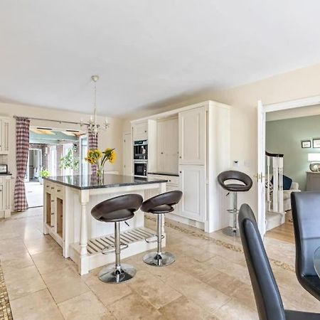 Large Coastal Cottage, Private Indoor Pool, Hut Tub, Sauna And Steam Pod Weymouth Luaran gambar