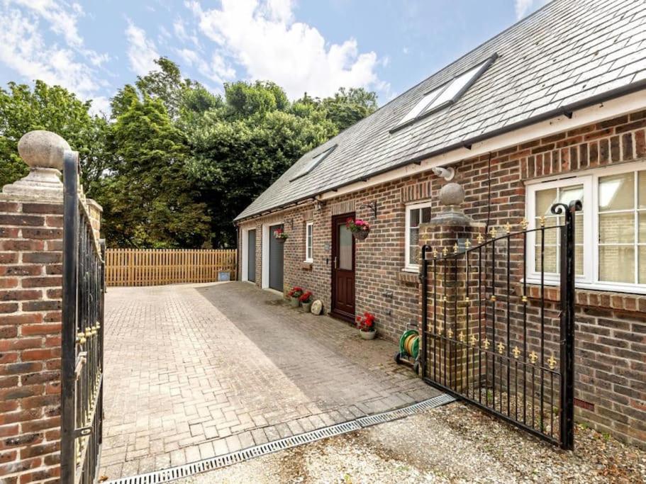 Large Coastal Cottage, Private Indoor Pool, Hut Tub, Sauna And Steam Pod Weymouth Luaran gambar